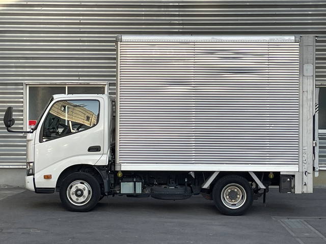 トヨタダイナアルミバン小型（2t・3t）[写真03]