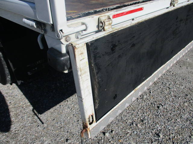 いすゞエルフ平ボディ小型（2t・3t）[写真22]