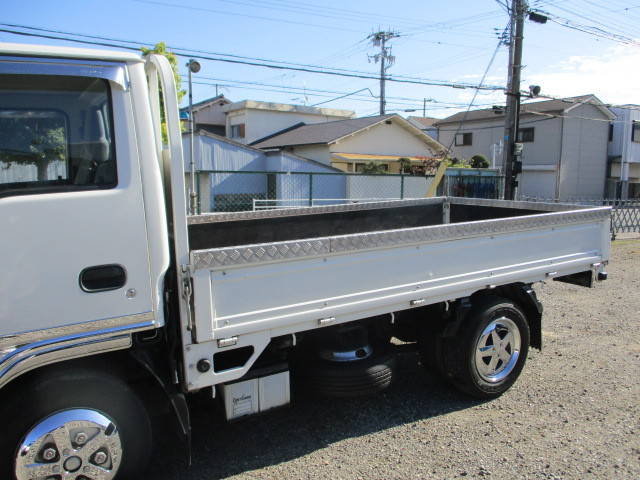 いすゞエルフ平ボディ小型（2t・3t）[写真06]