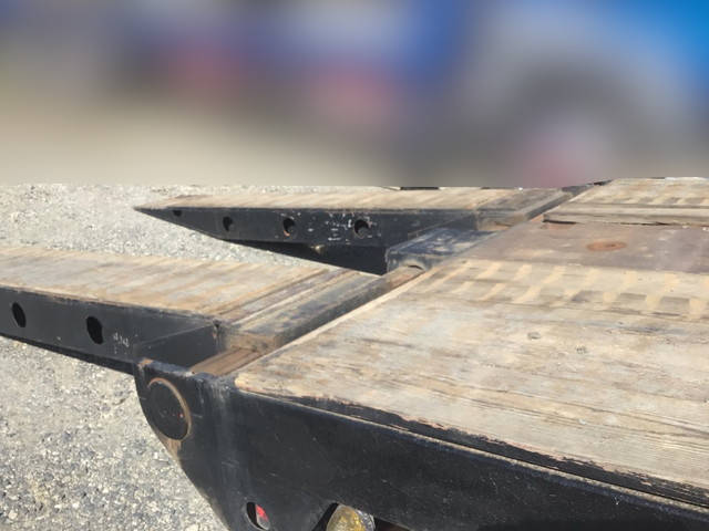 日野ドルフィンセルフローダー大型（10t）[写真10]