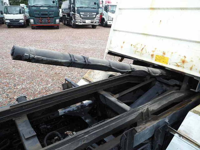 いすゞエルフローダーダンプ小型（2t・3t）[写真15]