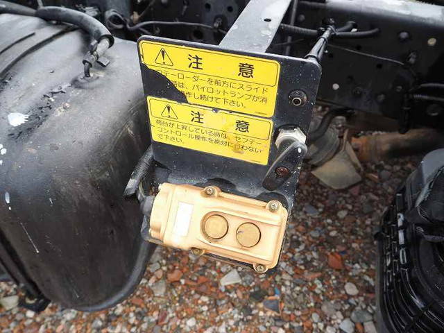 いすゞエルフローダーダンプ小型（2t・3t）[写真26]