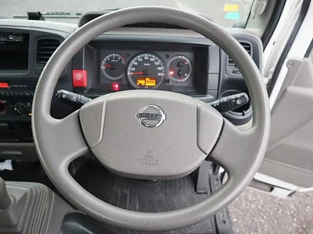 日産アトラス平ボディ小型（2t・3t）[写真04]