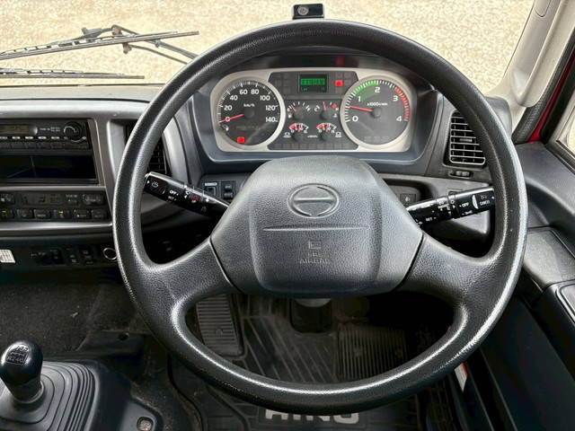 日野レンジャーアルミウイング中型（4t）[写真13]