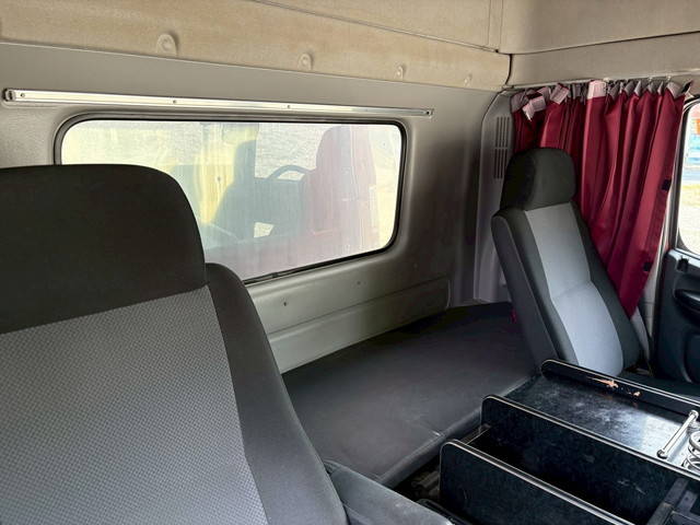 日野レンジャーアルミウイング中型（4t）[写真14]