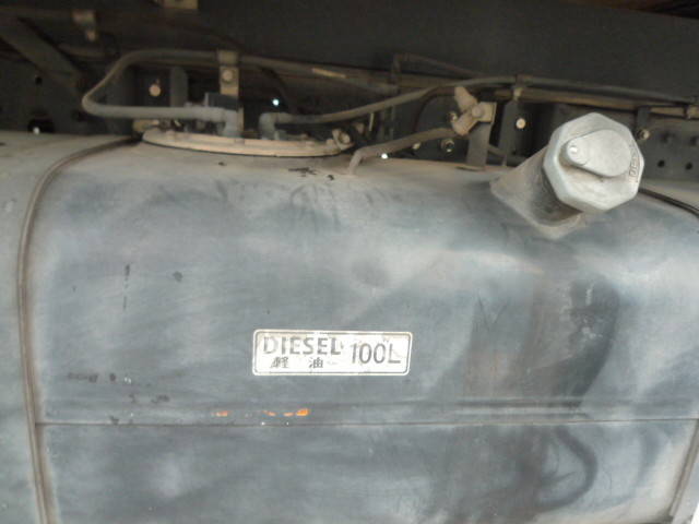 三菱ふそうキャンターアルミバン小型（2t・3t）[写真23]