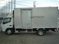 三菱ふそうキャンターアルミバン小型（2t・3t）[写真06]