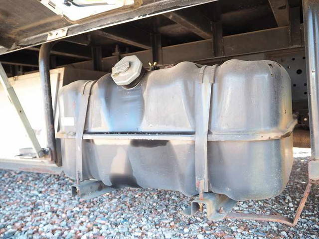 いすゞエルフ回送車小型（2t・3t）[写真11]