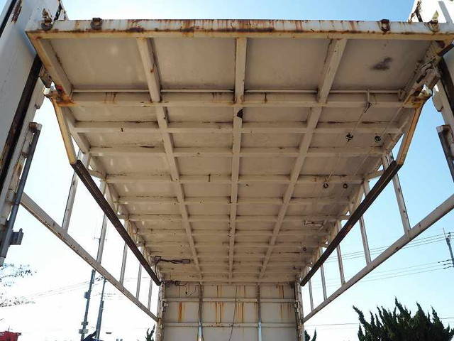 いすゞエルフ回送車小型（2t・3t）[写真17]