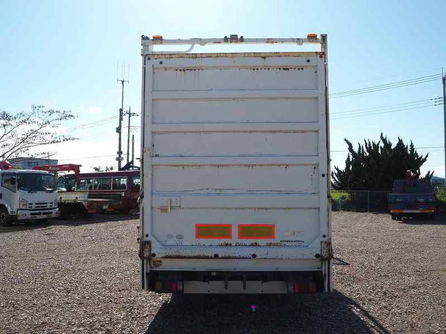 いすゞエルフ回送車小型（2t・3t）[写真26]