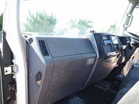 いすゞエルフ回送車小型（2t・3t）[写真30]