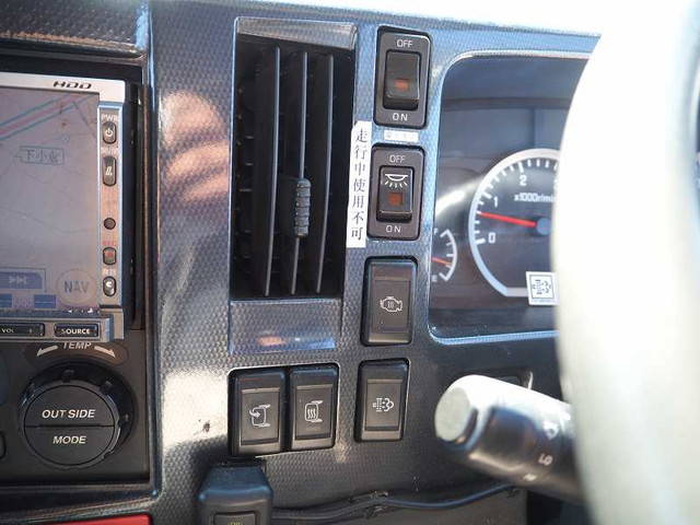 いすゞエルフ回送車小型（2t・3t）[写真35]