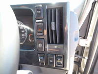 いすゞエルフ回送車小型（2t・3t）[写真37]