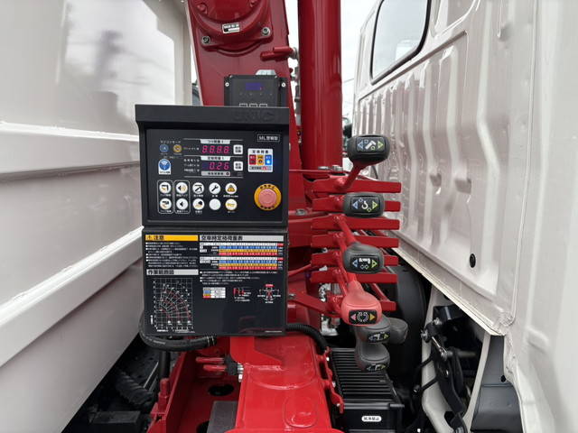 日野デュトロダンプ・クレーン付小型（2t・3t）[写真20]