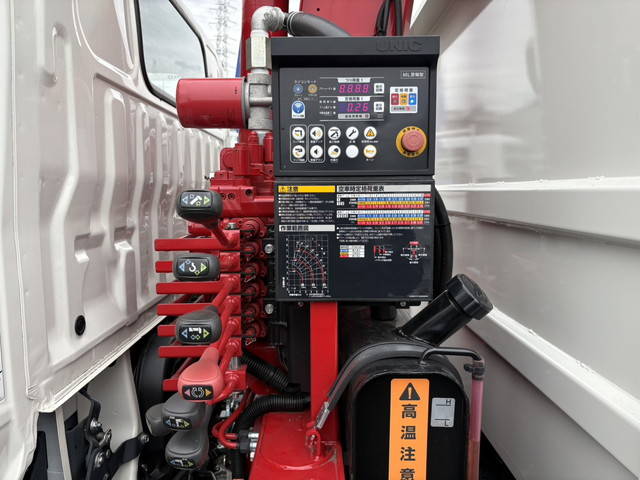 日野デュトロダンプ・クレーン付小型（2t・3t）[写真21]