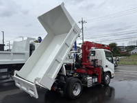 日野デュトロダンプ・クレーン付小型（2t・3t）[写真05]