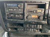 いすゞギガアルミウイング大型（10t）[写真28]