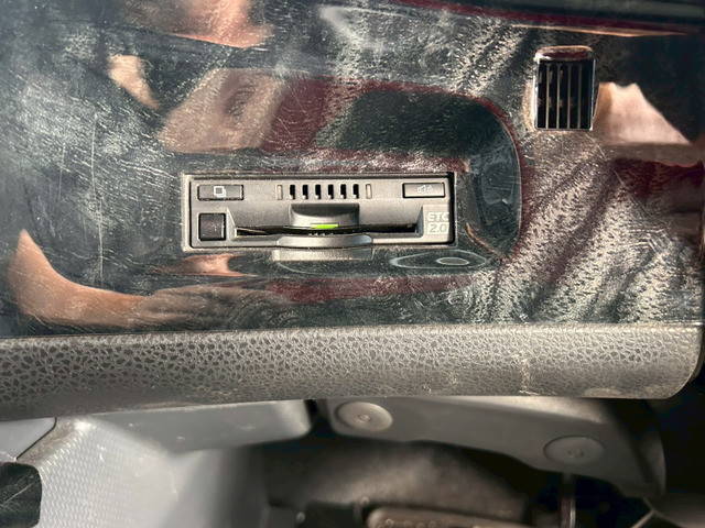 いすゞギガアルミウイング大型（10t）[写真30]