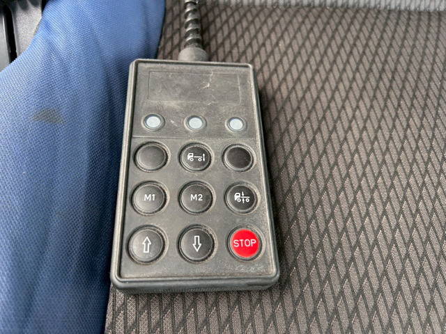 いすゞギガアルミウイング大型（10t）[写真31]