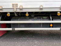 いすゞギガアルミウイング大型（10t）[写真36]