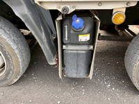 いすゞギガアルミウイング大型（10t）[写真37]