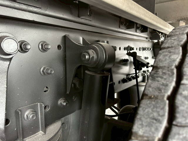 日野プロフィアアルミウイング大型（10t）[写真38]