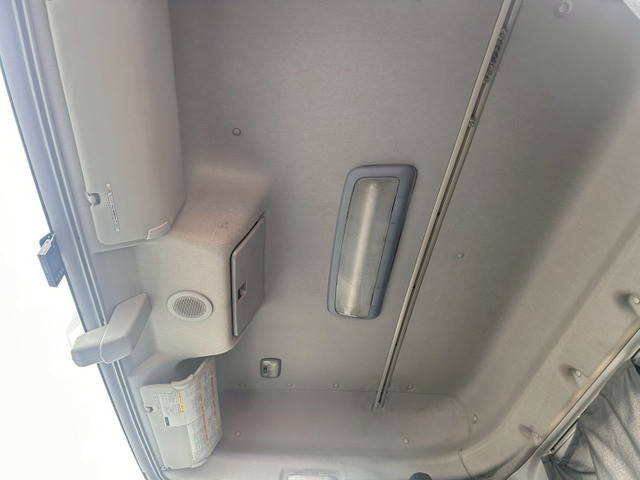 いすゞギガトレーラーヘッド（トラクターヘッド）大型（10t）[写真16]