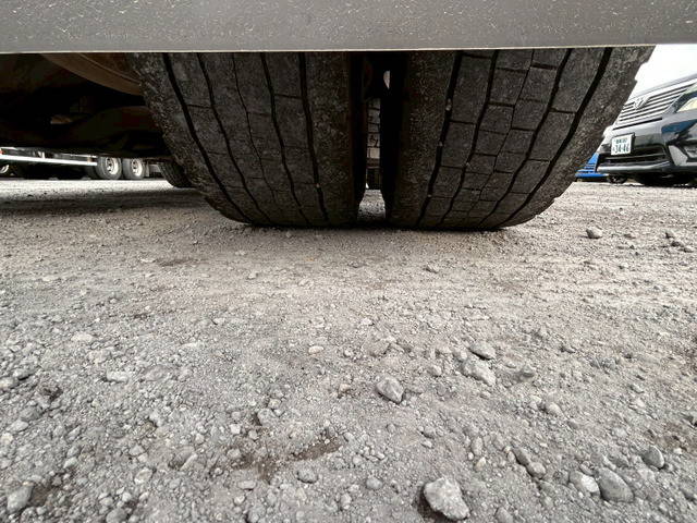 いすゞギガトレーラーヘッド（トラクターヘッド）大型（10t）[写真39]