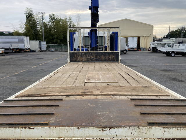 日野レンジャーセルフクレーン4段増トン（6t・8t）[写真11]