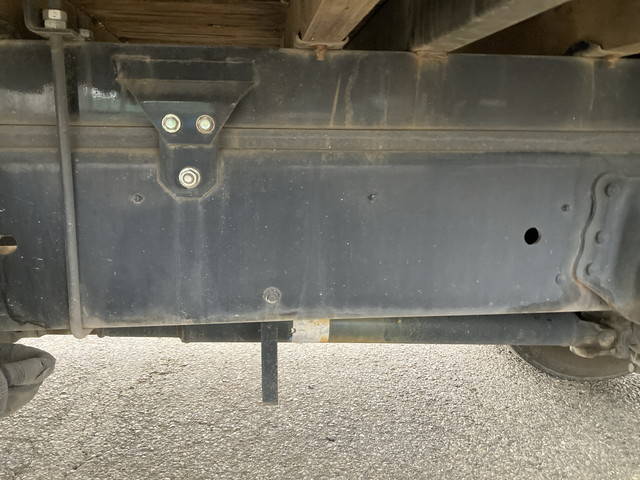 日野レンジャーセルフクレーン4段増トン（6t・8t）[写真23]