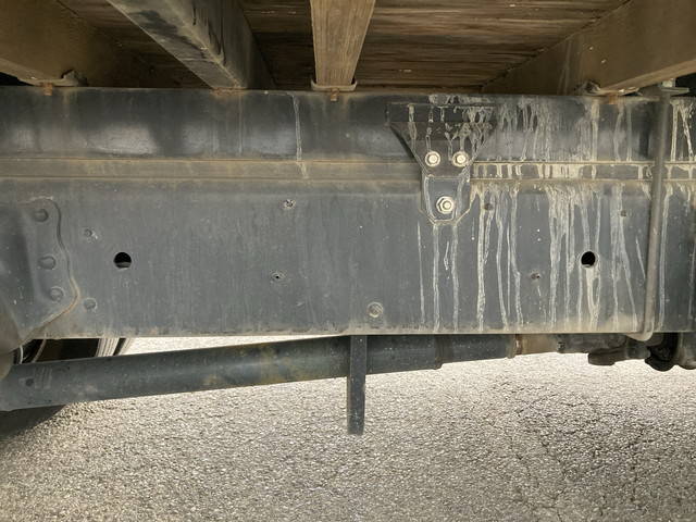 日野レンジャーセルフクレーン4段増トン（6t・8t）[写真24]