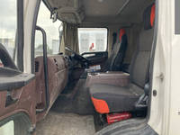 日野レンジャーセルフクレーン4段増トン（6t・8t）[写真31]