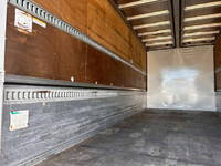 いすゞフォワードアルミウイング中型（4t）[写真13]