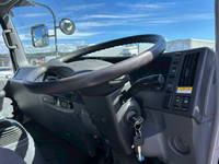 いすゞフォワードアルミウイング中型（4t）[写真19]