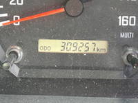 いすゞフォワードアルミウイング中型（4t）[写真26]