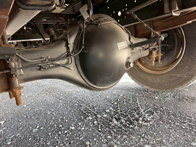 いすゞフォワードアルミウイング中型（4t）[写真35]