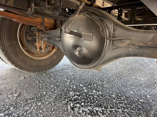 いすゞフォワードアルミウイング中型（4t）[写真36]