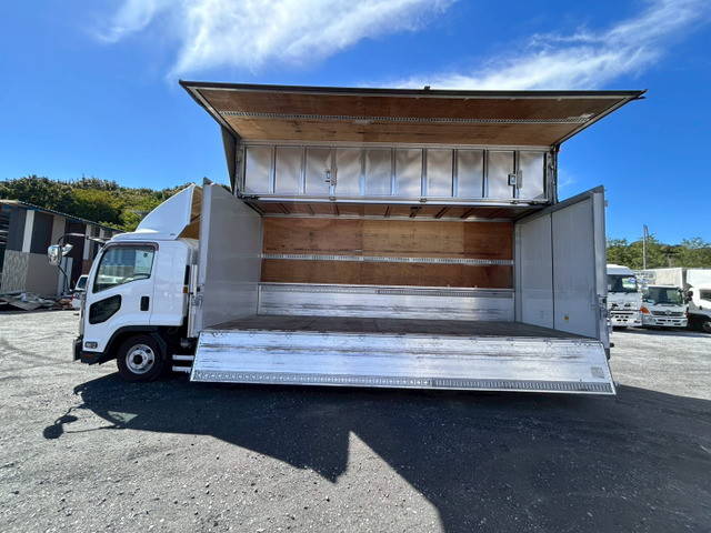 いすゞフォワードアルミウイング中型（4t）[写真08]