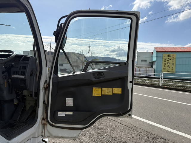 三菱ファイターダンプ中型（4t）[写真23]
