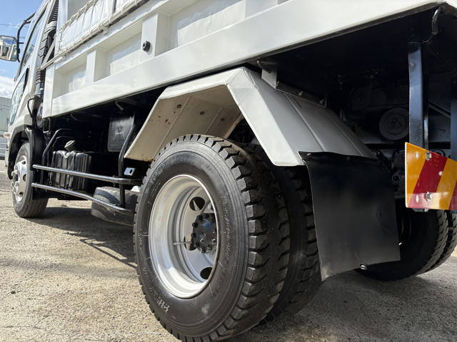 三菱ファイターダンプ中型（4t）[写真08]