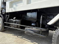 三菱ファイターダンプ中型（4t）[写真10]