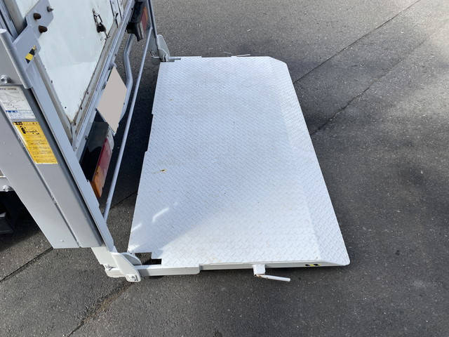 日野デュトロパネルバン小型（2t・3t）[写真07]