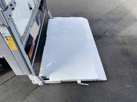 日野デュトロパネルバン小型（2t・3t）[写真08]