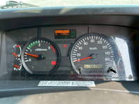 いすゞフォワードアルミウイング中型（4t）[写真25]