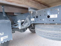 いすゞエルフ平ボディ小型（2t・3t）[写真11]