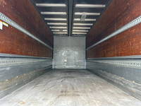 いすゞフォワードアルミウイング中型（4t）[写真11]