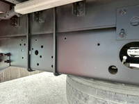 いすゞフォワードアルミウイング中型（4t）[写真33]