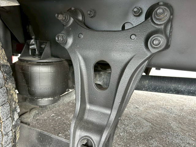 いすゞフォワードアルミウイング中型（4t）[写真34]