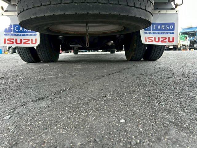 いすゞフォワードアルミウイング中型（4t）[写真35]