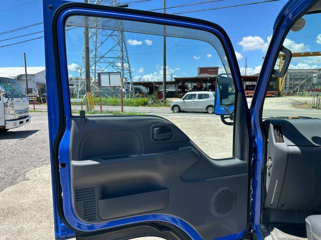 いすゞエルフダンプ小型（2t・3t）[写真12]